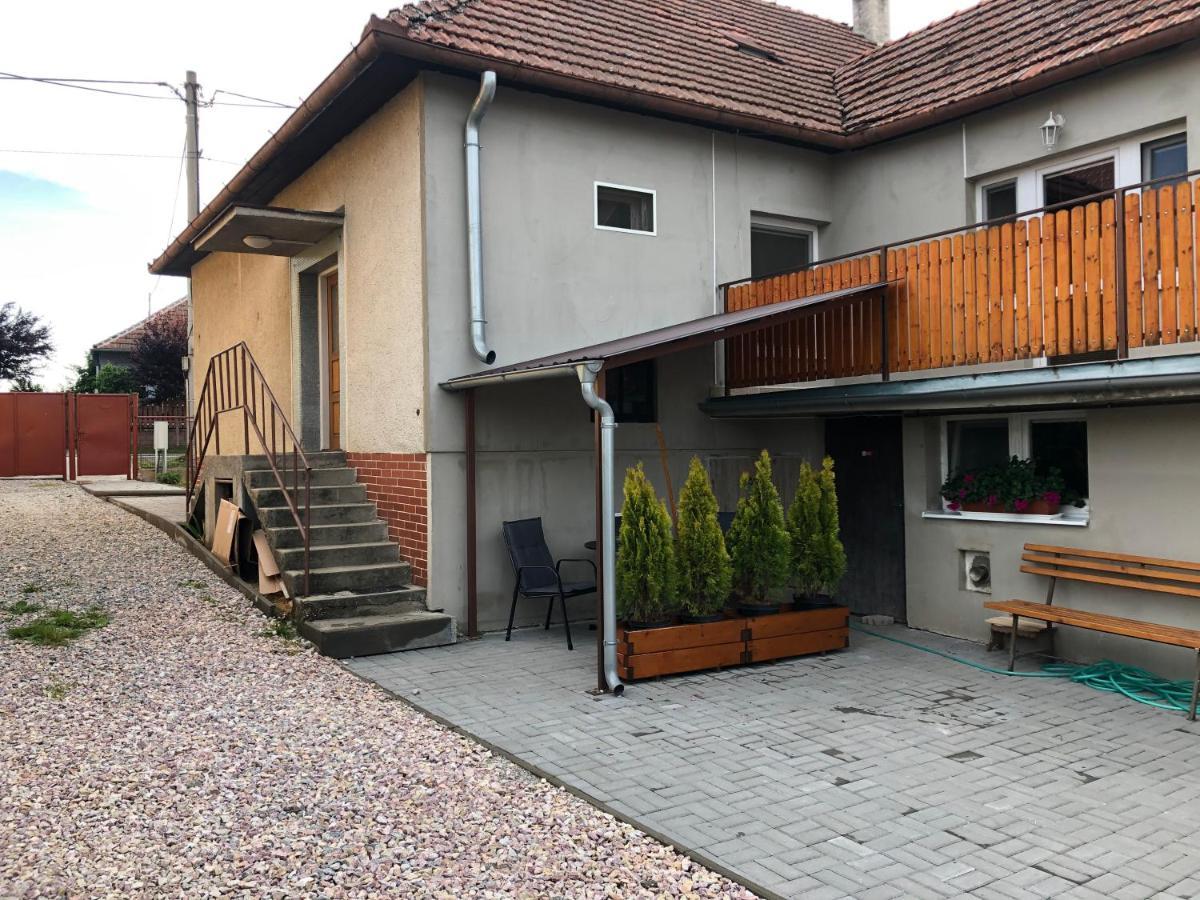 Podhajska 110 Apartman Kültér fotó